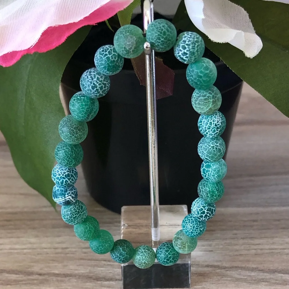 Green Weathered Stone Beads Stretchable Bracelet 7" - 8mm Beads Best Gift - Picture 1 of 2